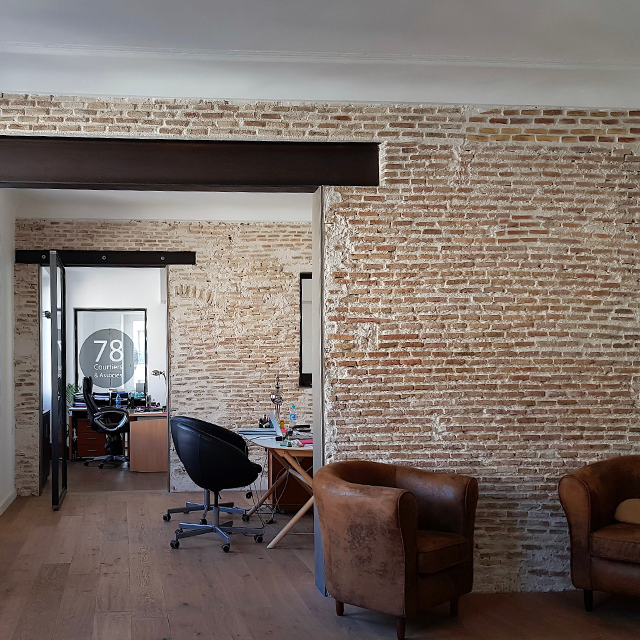 Agence Courtier Marseille, L’agence